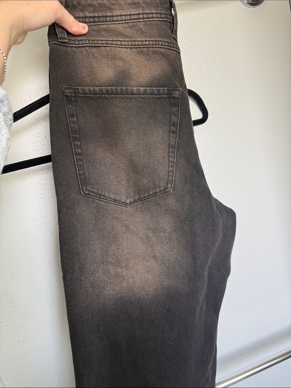 Men's Black Washed Distressed with Rust Accent Jeans - Picture 7 of 8